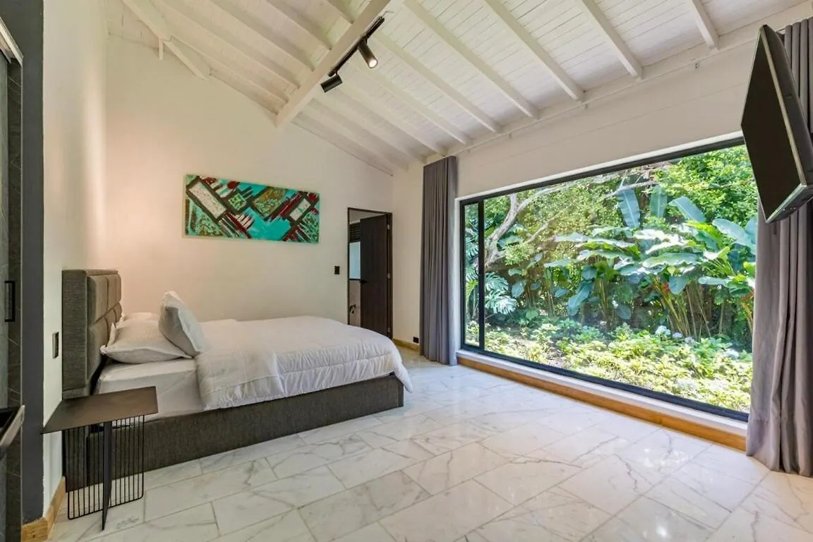 Breathtaking 6Br Private Paradise In Poblado Mde 麦德林 0*,
