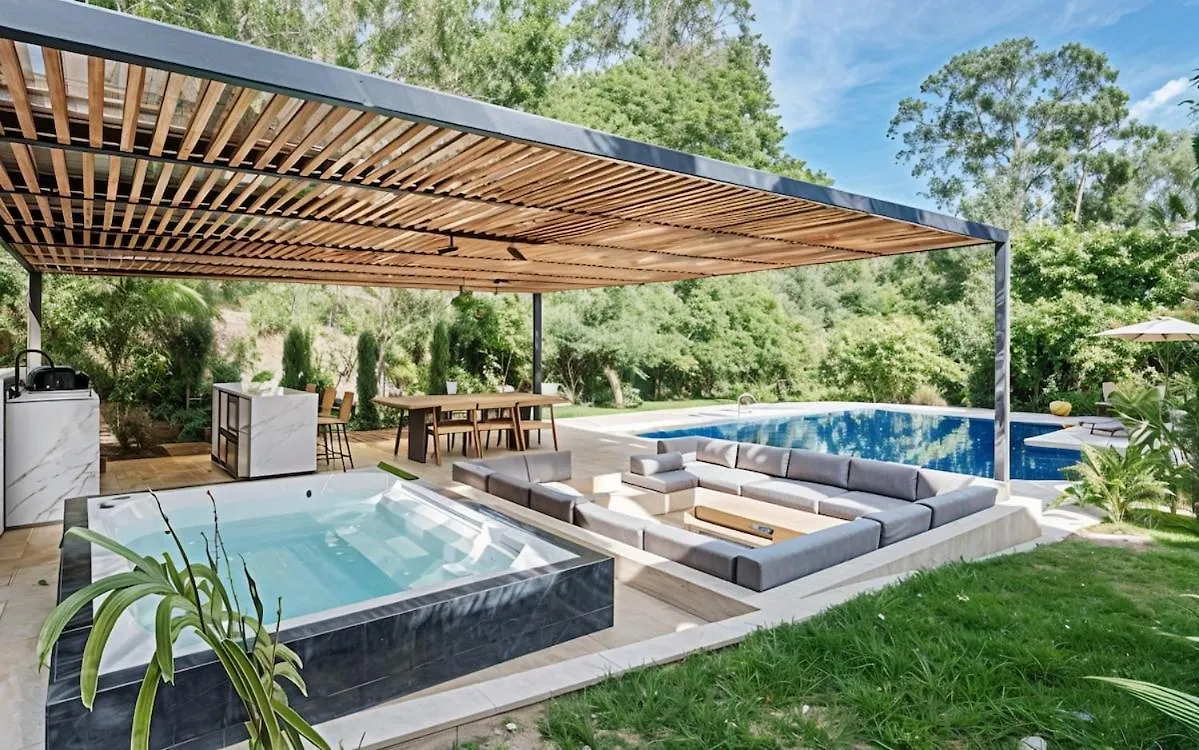 Breathtaking 6Br Private Paradise In Poblado Mde Medellin 0*,
