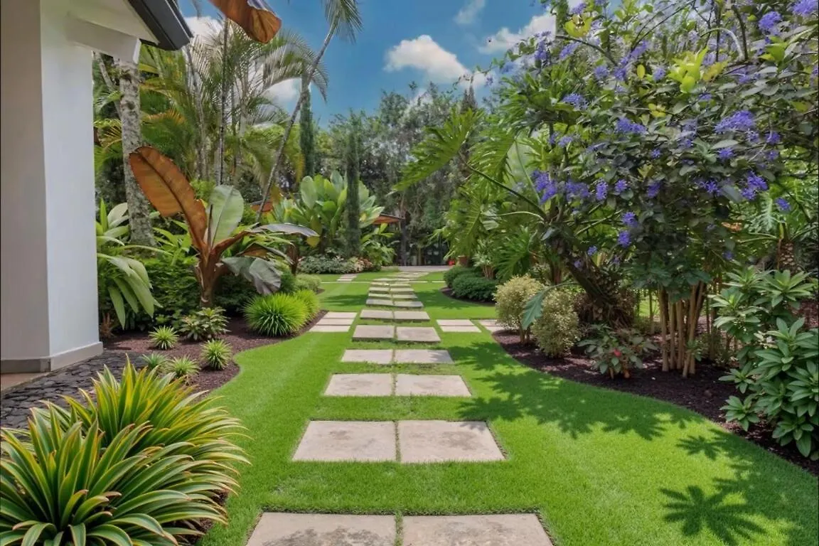 Villa Breathtaking 6Br Private Paradise In Poblado Mde Medellin